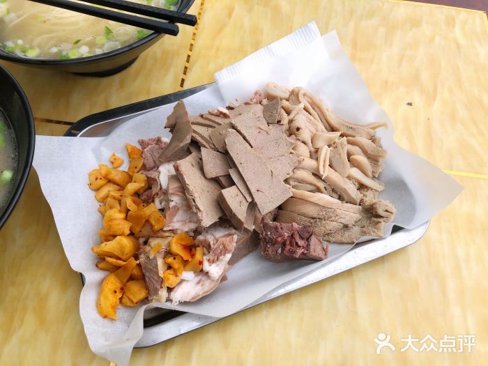 老上海的舌尖记忆 尧尧羊肉馆的白切羊肉